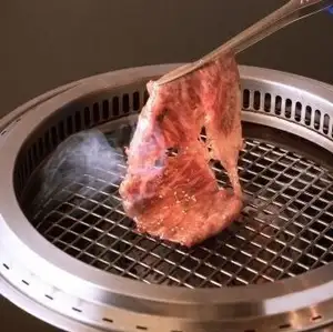 Premium roast beef shabu-shabu with free-range chicken eggs