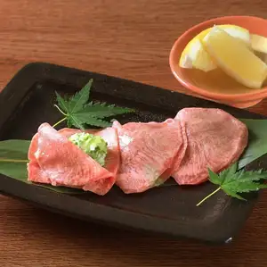 Salted beef tongue with Kujo green onions
