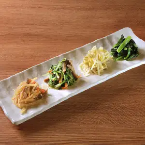 Assorted side dishes (4 types)