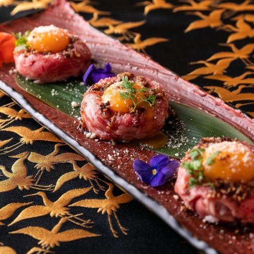 Tsukimi meat sushi