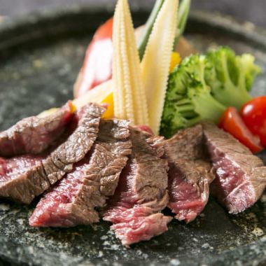 ``Toba course'' with 7 dishes including stone-grilled strip loin and 2 types of fresh fish, all-you-can-drink included for 2 hours.