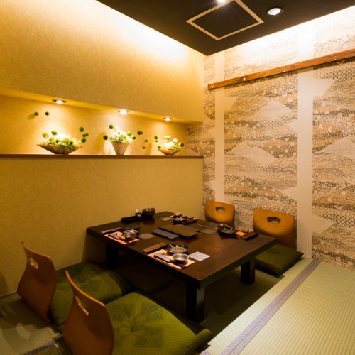 Enjoy lunch in a Japanese-style private room with a relaxing atmosphere reminiscent of a traditional ryokan