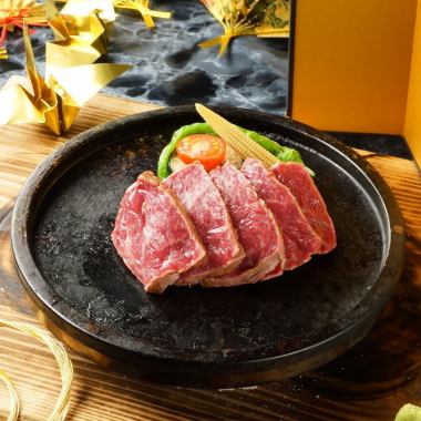 [Lunch only] 5 dishes including grilled beef thigh and assorted sashimi "Kyo" with 2 hours of all-you-can-drink for 5,000 yen
