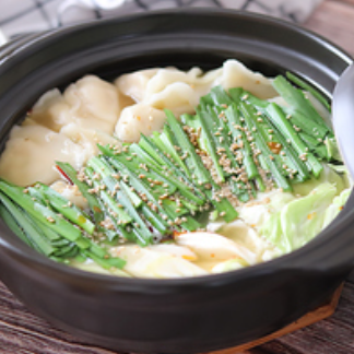 【入門コース】平日3H週末2H飲み放題付き 餃子鍋など全7品 3,600円(税込)