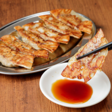 【酔いどれ屋餃子コース】餃子と唐揚げ食べ放題!平日3H週末2H飲み放題付 全7品 4,000(税込)