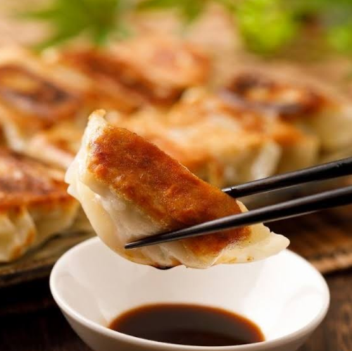 餃子が食べ放題!飲み放題も充実!