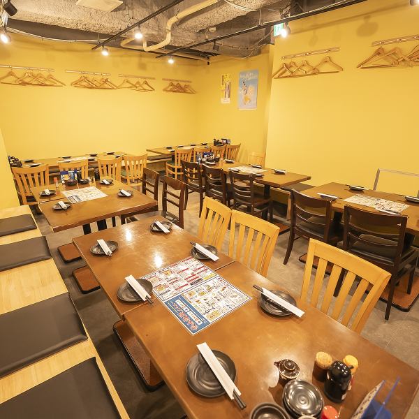 【3/11OPEN堺東駅から徒歩3分】どこか懐かしい雰囲気の店内は、肩肘張らずに過ごせるのが魅力。サク飲みや昼飲みも大歓迎です！「旨い・安い・早い」が揃った活気ある空間で、キンキンに冷えたビールと自慢の肴を心ゆくまでお楽しみください。【大阪/堺東/食べ放題/飲み放題/海鮮/居酒屋/しゃぶしゃぶ/宴会/貸切/大人数】
