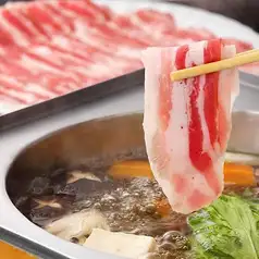 First 5 groups only! Approximately 80 items! Pork shabu-shabu + regular menu! Standard all-you-can-eat and drink for 2,980 yen (tax included) *Weekdays only