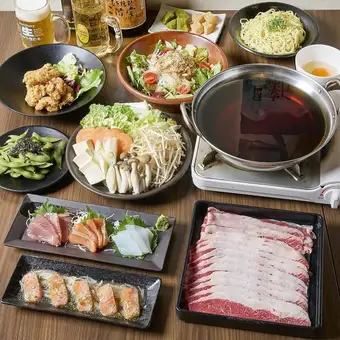 [Weekdays 3H] All-you-can-drink draft beer x 8 dishes including domestic beef sukiyaki "Special Course" *2H on Fridays, Saturdays, and the day before holidays, weekend surcharge 550 yen