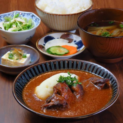 [The rice cooked using a special method is delicious]