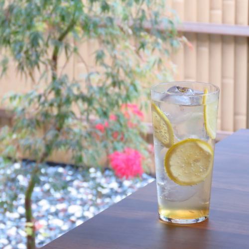 Homemade lemonade