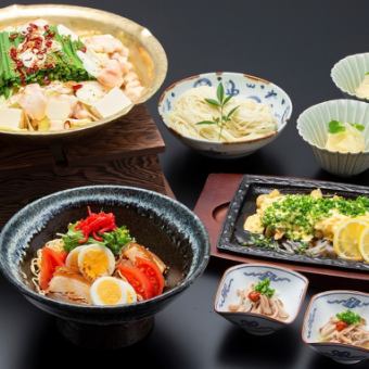 「博多內臟鍋套餐」 包含 6 道博多著名內臟鍋的經典套餐