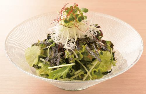 韓国のりたっぷりチョレギサラダ