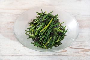 お肉に合うネギサラダ