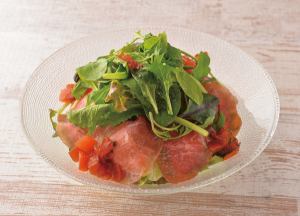 エイジングビーフサラダ