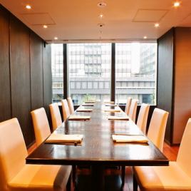 [1 minute walk from Nihonbashi Exit of Tokyo Station] Relaxing banquets are also available.