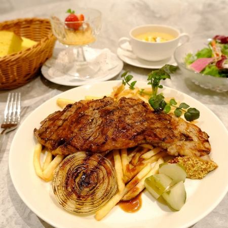 国産牛ロースステーキ150ｇ　シャリアピンソースのランチ