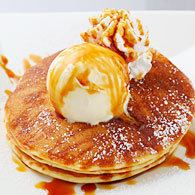 Pancake plain with vanilla ice cream