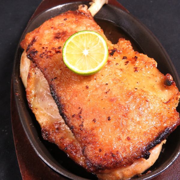 The meaty taste is irresistible! Awao chicken with bone