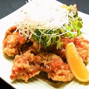 Colorful deep-fried chicken ~with fragrant sauce~