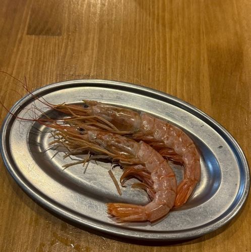 유두 붉은 새우 2마리)