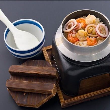 해물 여러가지 솥