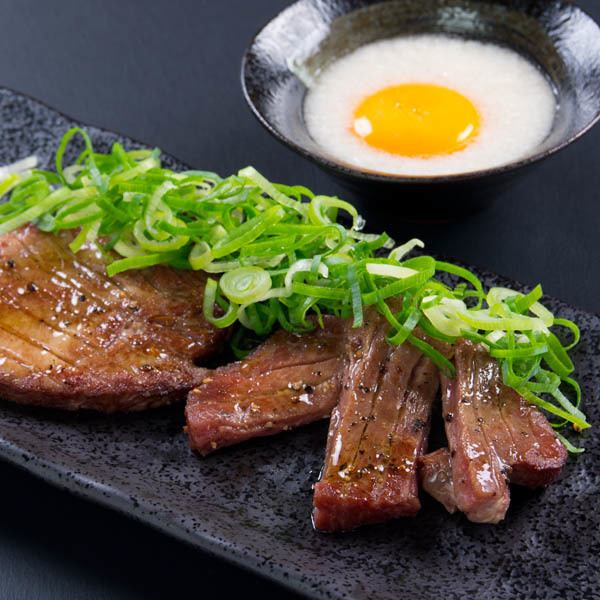 姉妹店【鮮彩Dining29】で人気の牛タンもお召し上がりいただけます！