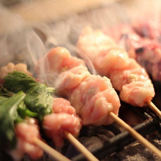Station Chika! A great deal on a set of 5 skewers + draft beer for 1000 yen ★