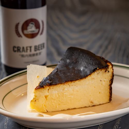 【自家製スイーツ】バスクチーズケーキ◆こだわりの店内手作り