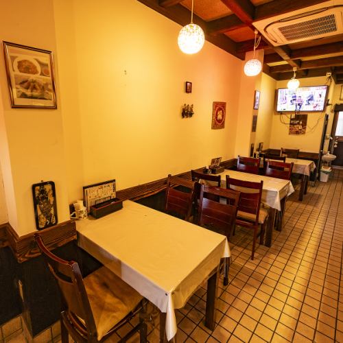 ゆったりと過ごせるお席