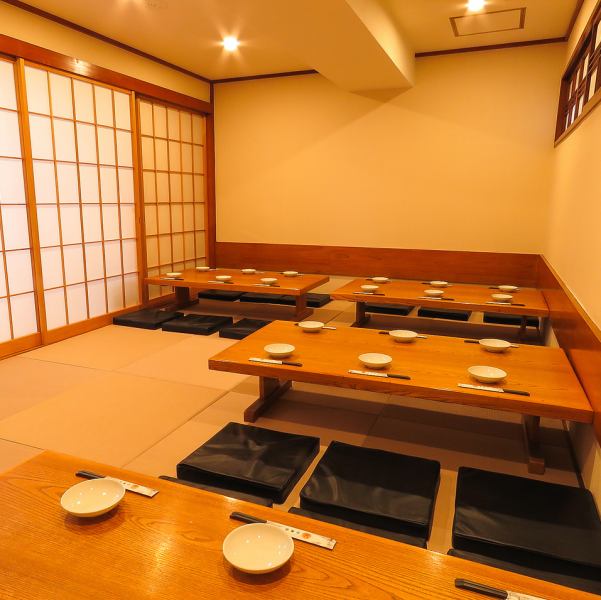 [There is a private room that can be used up to about 20 people] There is a private room that can be used spaciously! Because it is a tatami room, you can extend your legs and move easily and the banquet will be exciting.A preview is welcome!
