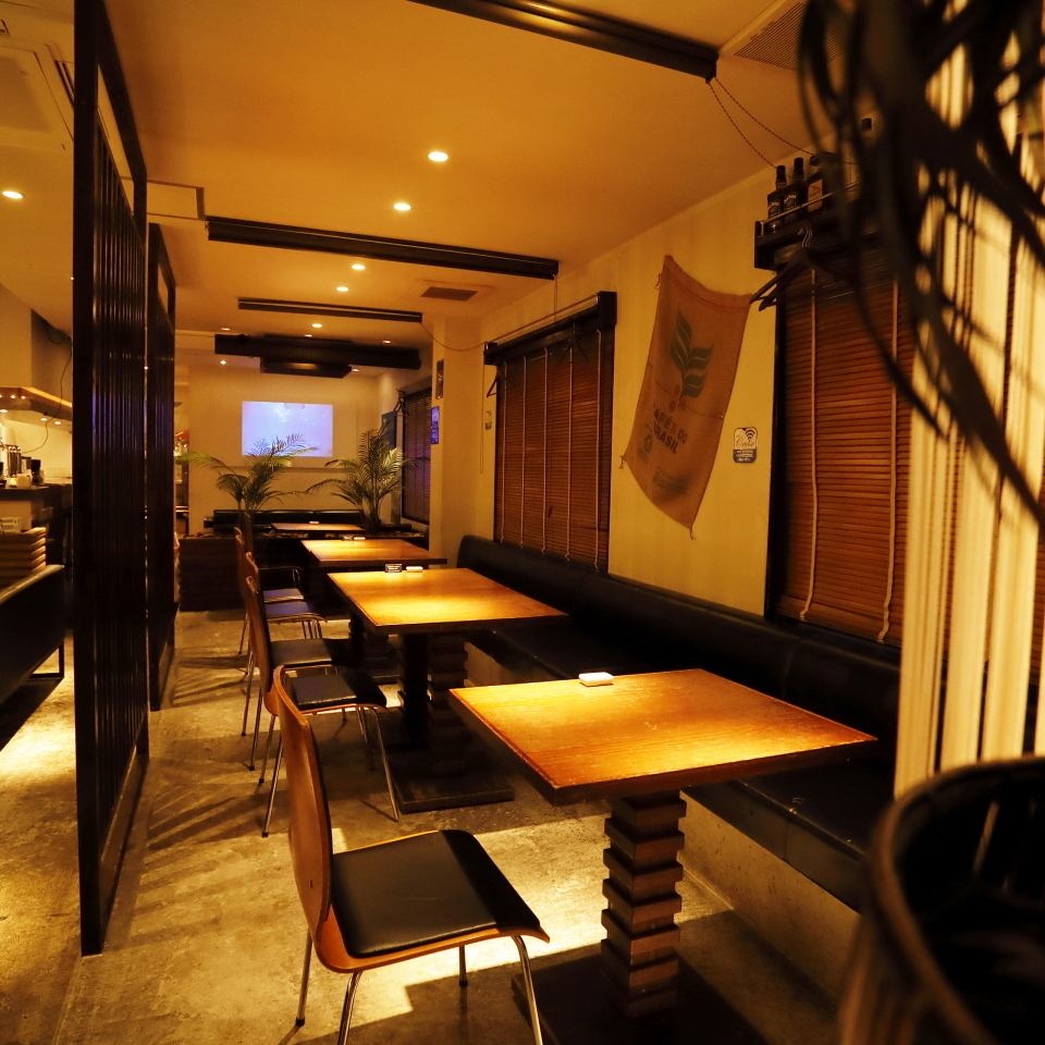 落ち着ける雰囲気を味わいたいならクルーズにて◎