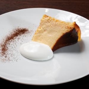 【新メニュー】濃厚！とろける宵のバスクチーズケーキ
