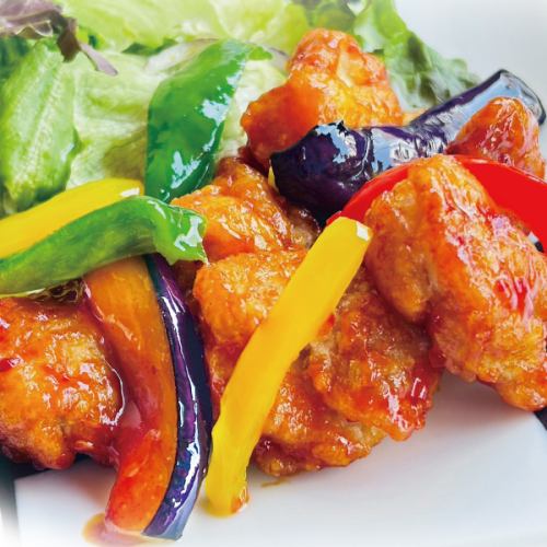 夏野菜のヤンニョムチキン