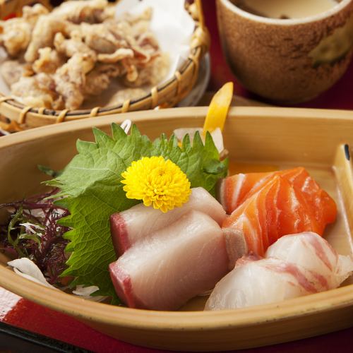 旬のお魚料理を味わえる！