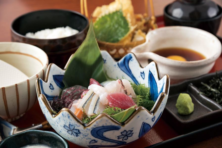 您可以享受时令鱼料理！