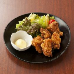 鶏のから揚げ