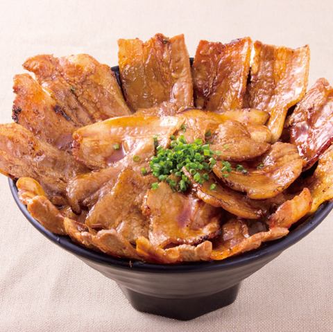 メガしびれ豚丼