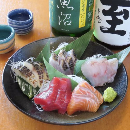 新潟の地酒や季節の日本酒を、心ゆくまでご堪能ください