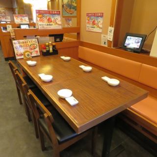 和情緒溢れる落ち着いた店内。いつ来てもほっとする、そんな寛ぎ空間でお待ちしております！