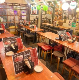 【ご人数に合わせてお席ご用意できます◎】2名様～50名様までお席のご用意ができます◎人数に合わせて配席させて頂きます！お隣のお席同士で団体様お食事をお楽しみ頂けます♪