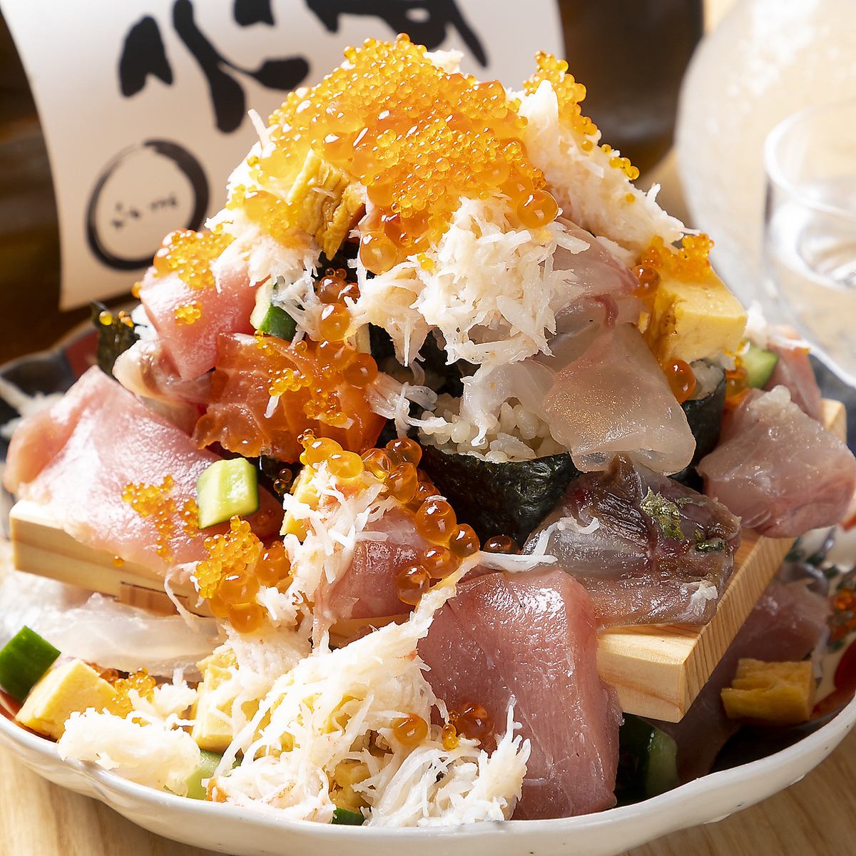享受顶级厨师制作的寿司、新鲜的生鱼片和海鲜菜肴！