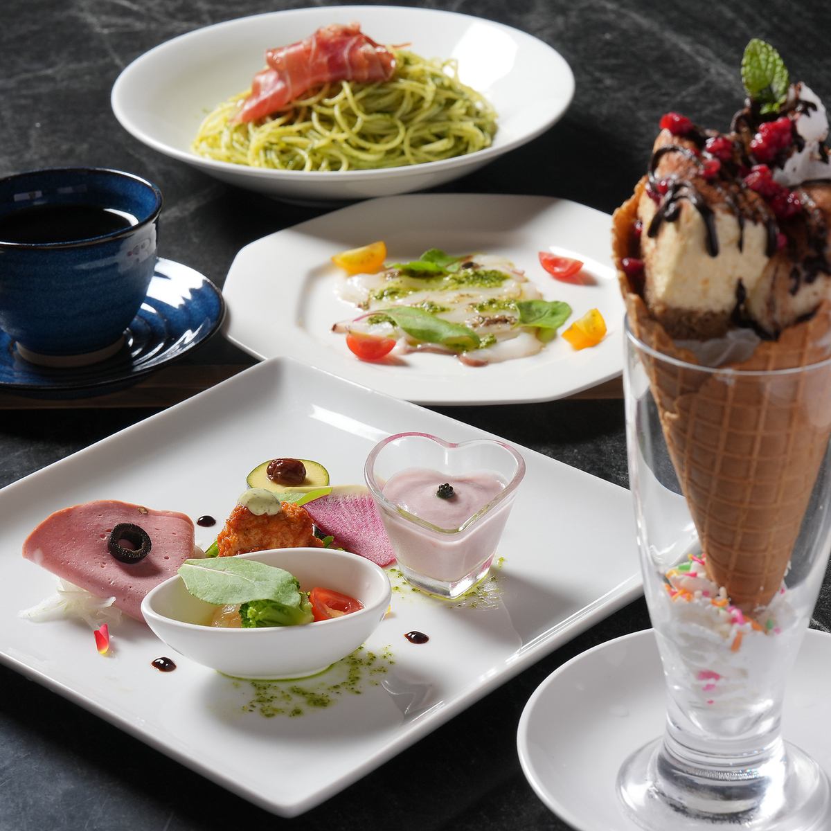 11：30から営業しております。お気軽にご来店ください。