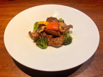 牛肉と生椎茸のオイスター炒め<毎日4皿のみ>