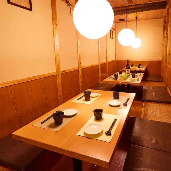 団体様のご利用も◎！最大60名様までの貸切宴会も大歓迎！そんな大型宴会におススメな食べ飲み放題付きコースをご用意しています。打ち上げにもぴったりです◎団体様に最適なお得なクーポンもご用意しておりますのでぜひご利用下さい。※画像はイメージ