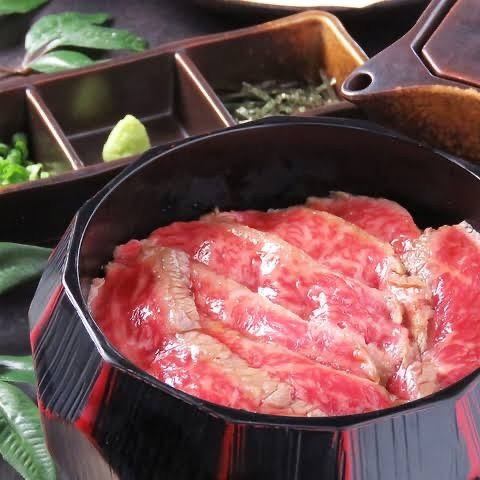 精肉店直営だからできる【A5飛騨牛をリーズナブルに提供】デートにおすすめ上質な空間