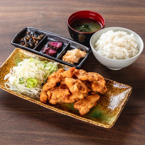 僅限工作日(週二至週五)超值午餐菜單