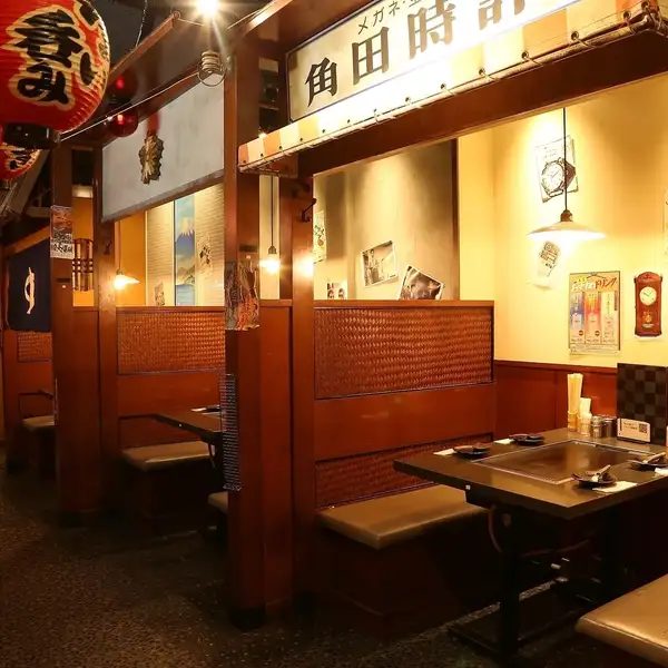 ◇大阪天満橋で会場をお探しなら当店にお任せください！広々とした店内は、合コンや女子会、中規模の飲み会など、さまざまなシーンにご利用いただけます。古民家調の親しみやすい店内で仲間とワイワイ会話を愉しみながらお食事を◎大人数にも対応できるテーブル席もご用意しておりますので、グループでのご来店も安心です！