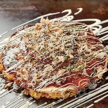 【名物メニュー！】人気のぼんくら焼きをご賞味あれ！定番でありこだわりの天満橋最強のお好み焼き