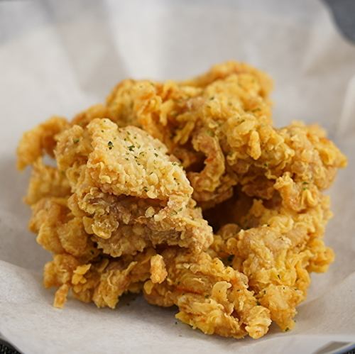 Fried chicken or Yangnyeom chicken